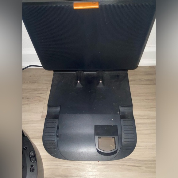 SOLD on EBay! iRobot Roomba J7+ (7550) self-emptying robot vacuum - Picture 4 of 8